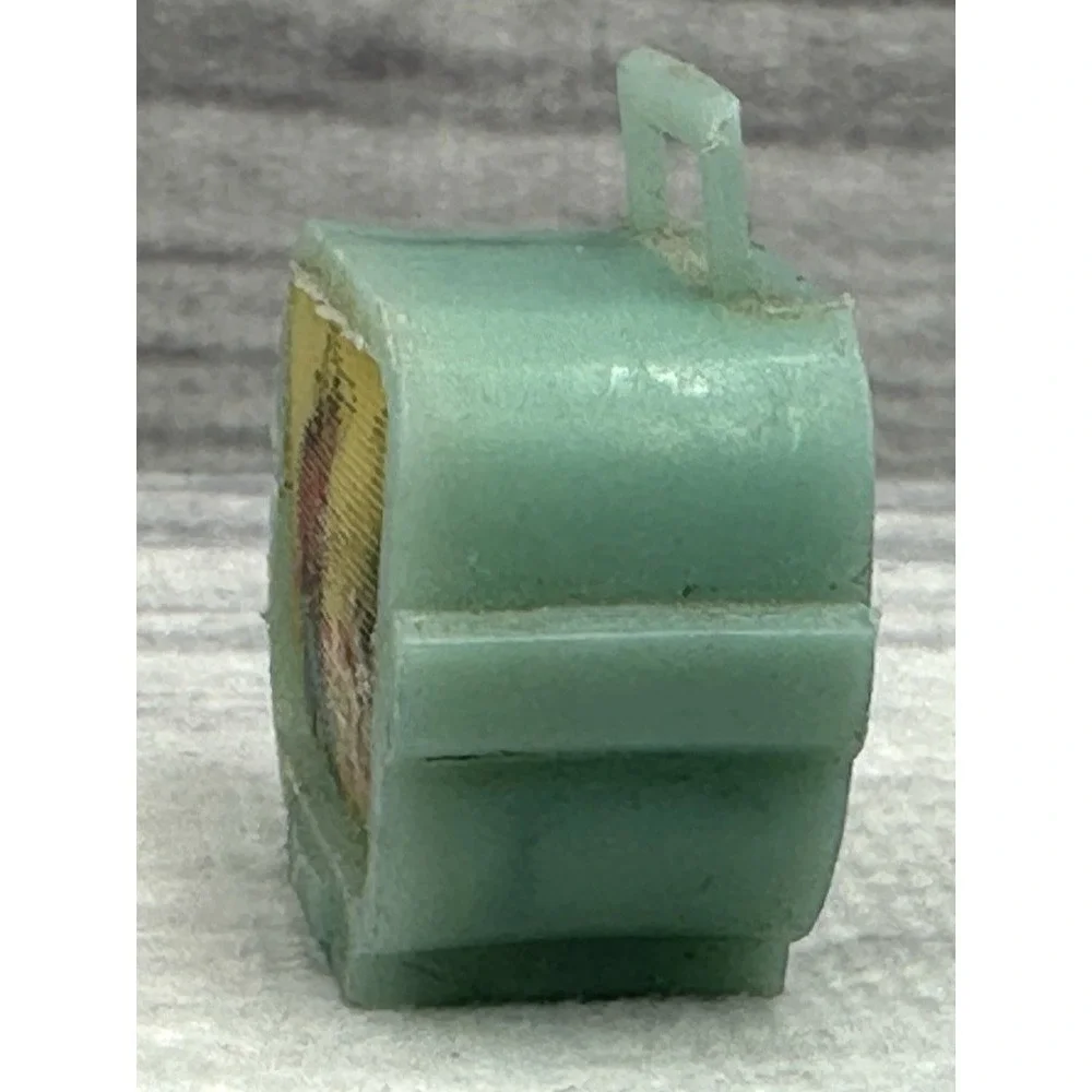 1960'S COWBOY GUNFIGHT DUEL LENTICULAR FLICKER TV MINIATURE  - LUNDBY?     *13‎